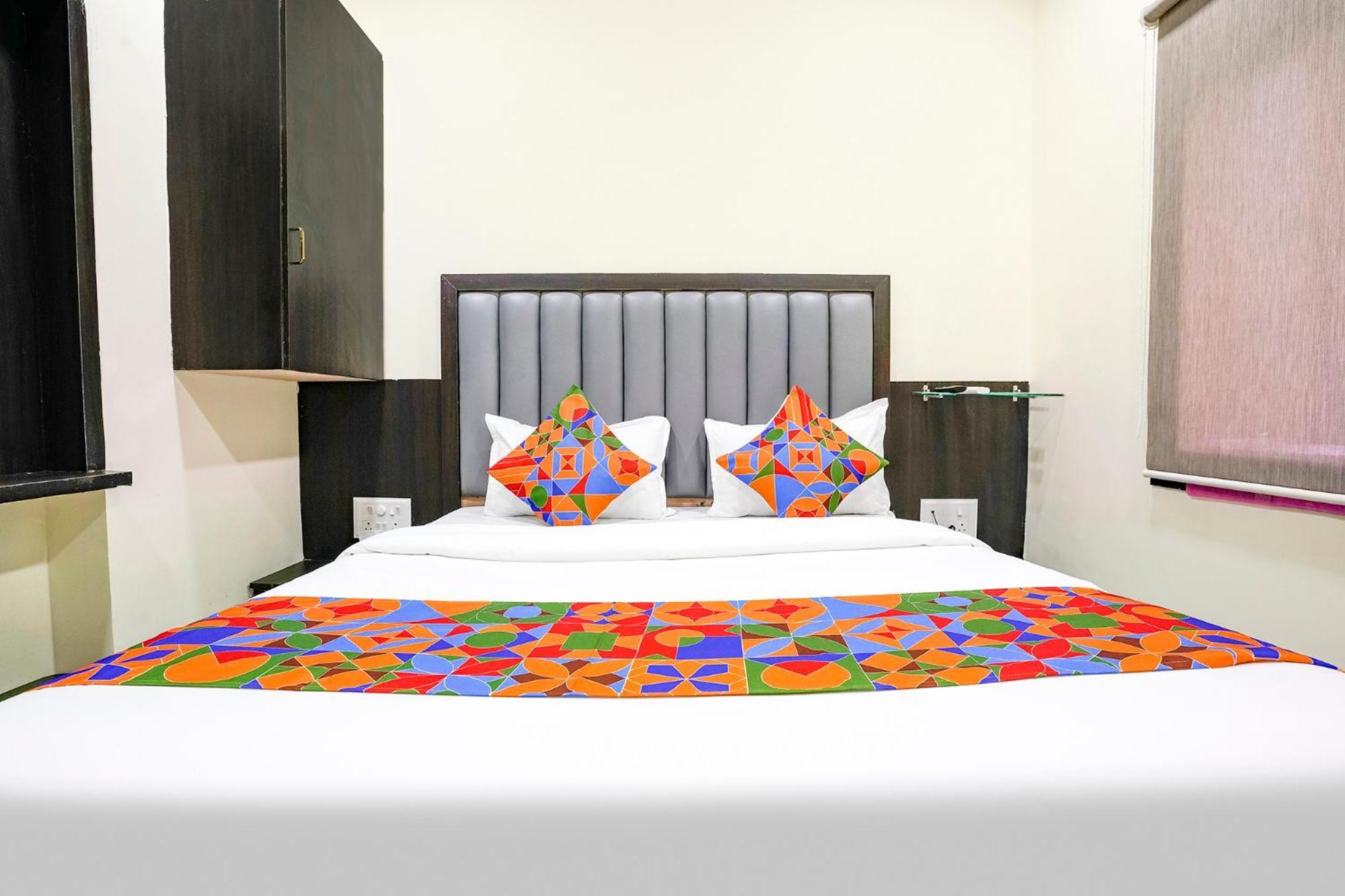 Fabexpress Gulshan Grand - Nr Gateway Of India Mumbai Ngoại thất bức ảnh